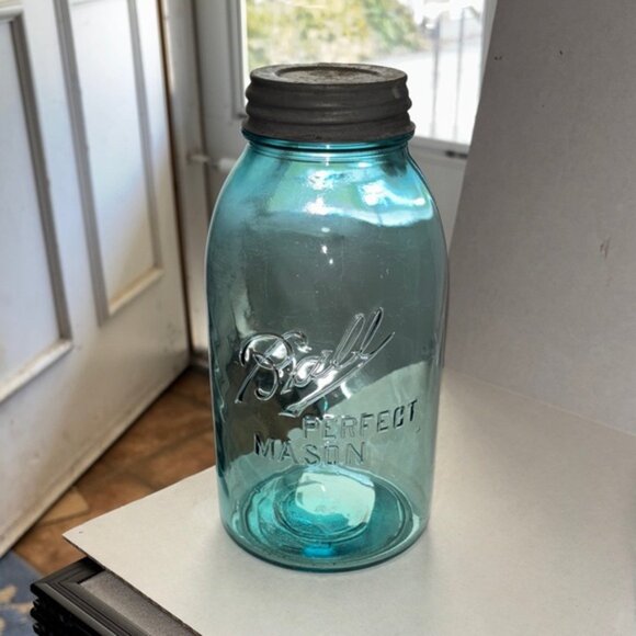 Antique HALF GALLON Blue1900-1923 with Zinc Ball Lids - Picture 6 of 16